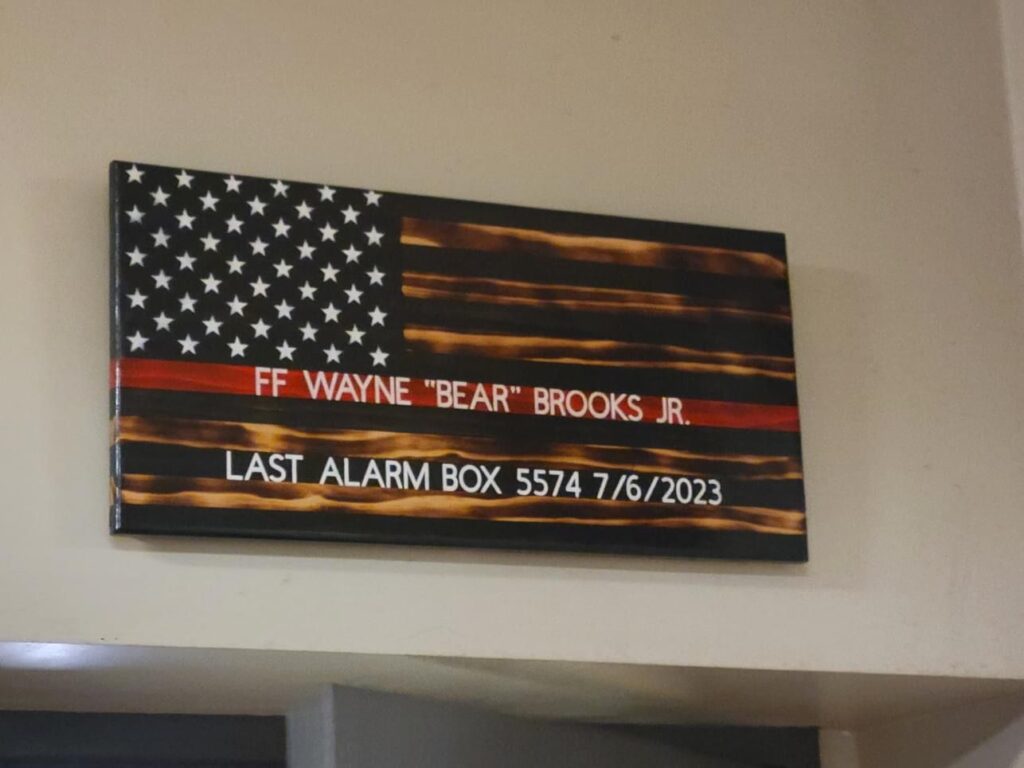 1000018673